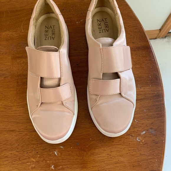 Naturalizer Charlie double strap slip on shoes sneakers - Picture 2 of 9